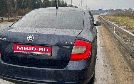 Skoda Rapid I, 2014 год, 375 000 рублей, 2 фотография