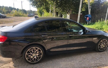 BMW 5 серия, 2010 год, 2 200 000 рублей, 2 фотография