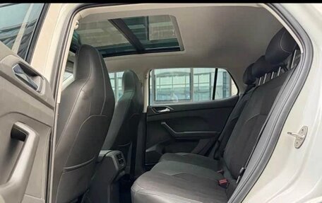 Volkswagen T-Cross I, 2022 год, 1 750 000 рублей, 19 фотография