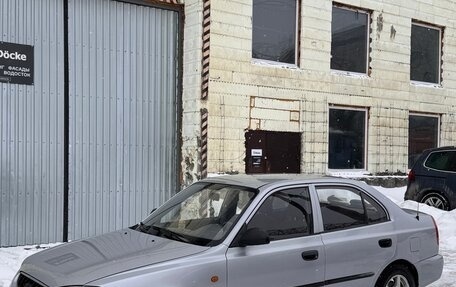 Hyundai Accent II, 2004 год, 395 000 рублей, 3 фотография