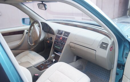 Mercedes-Benz C-Класс, 1998 год, 1 300 000 рублей, 3 фотография