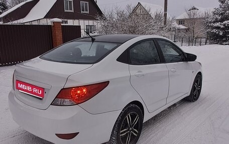 Hyundai Solaris II рестайлинг, 2012 год, 650 000 рублей, 4 фотография