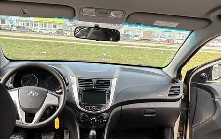 Hyundai Solaris II рестайлинг, 2012 год, 740 000 рублей, 17 фотография