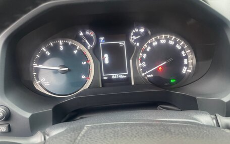 Toyota Land Cruiser Prado 150 рестайлинг 2, 2019 год, 5 500 000 рублей, 4 фотография