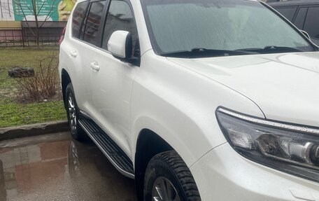 Toyota Land Cruiser Prado 150 рестайлинг 2, 2019 год, 5 500 000 рублей, 7 фотография