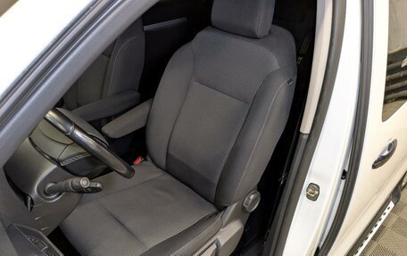 Peugeot Traveller I, 2021 год, 3 250 000 рублей, 20 фотография