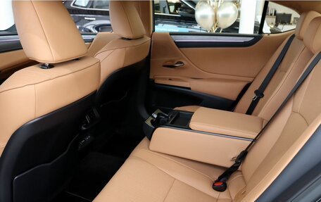 Lexus ES VII, 2025 год, 6 200 000 рублей, 18 фотография