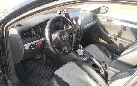 Volkswagen Jetta VI, 2013 год, 700 000 рублей, 7 фотография