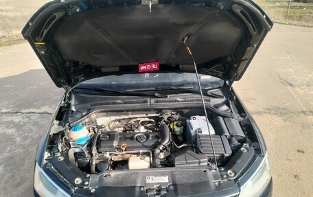 Volkswagen Jetta VI, 2013 год, 700 000 рублей, 13 фотография