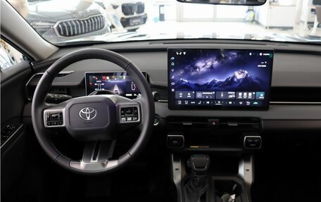 Toyota RAV4, 2026 год, 5 300 000 рублей, 10 фотография