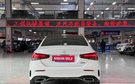 Mercedes-Benz A-Класс, 2022 год, 2 100 000 рублей, 5 фотография