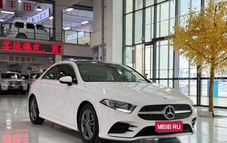 Mercedes-Benz A-Класс, 2022 год, 2 100 000 рублей, 3 фотография