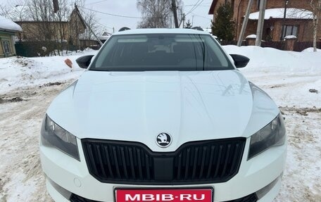 Skoda Superb III рестайлинг, 2017 год, 1 570 000 рублей, 1 фотография