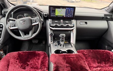 Toyota Land Cruiser, 2024 год, 13 500 000 рублей, 18 фотография