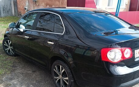 Volkswagen Jetta VI, 2008 год, 730 000 рублей, 4 фотография