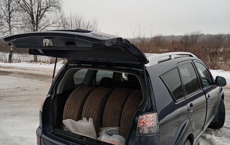 Mitsubishi Outlander III рестайлинг 3, 2008 год, 900 000 рублей, 7 фотография