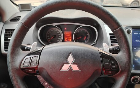 Mitsubishi Outlander III рестайлинг 3, 2008 год, 900 000 рублей, 5 фотография