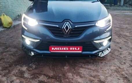 Renault Megane IV, 2016 год, 1 350 000 рублей, 3 фотография