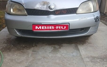 Toyota Platz, 2001 год, 340 000 рублей, 2 фотография