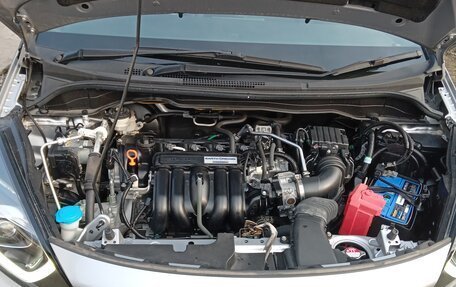 Honda Fit, 2020 год, 1 350 000 рублей, 6 фотография