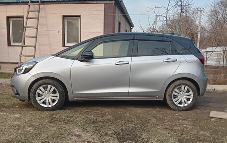 Honda Fit, 2020 год, 1 350 000 рублей, 5 фотография