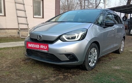 Honda Fit, 2020 год, 1 350 000 рублей, 8 фотография