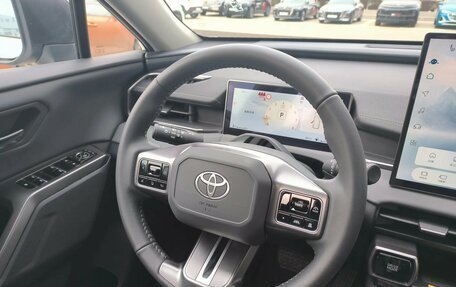 Toyota RAV4, 2026 год, 4 690 000 рублей, 27 фотография