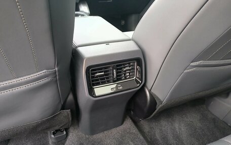 Toyota RAV4, 2026 год, 4 690 000 рублей, 39 фотография