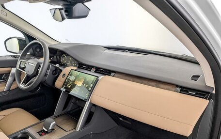 Land Rover Discovery Sport I рестайлинг, 2025 год, 6 900 000 рублей, 9 фотография