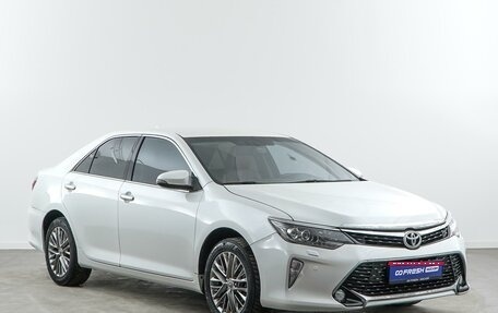 Toyota Camry, 2017 год, 1 900 000 рублей, 1 фотография