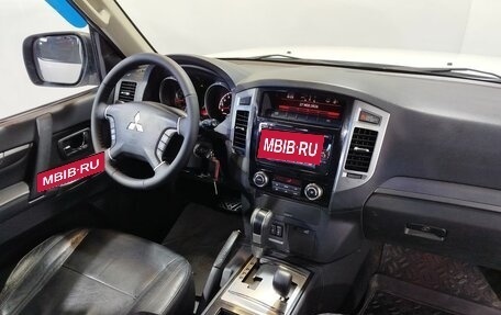 Mitsubishi Pajero IV, 2015 год, 2 330 000 рублей, 14 фотография