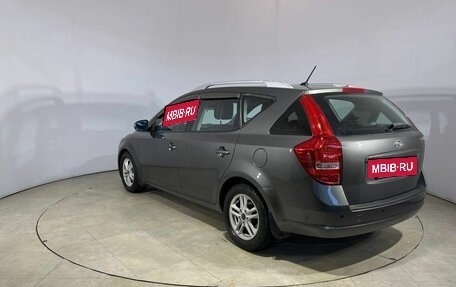 KIA cee'd I рестайлинг, 2010 год, 820 000 рублей, 10 фотография