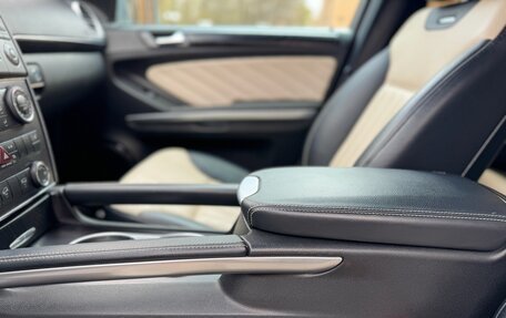 Mercedes-Benz GL-Класс, 2012 год, 2 750 000 рублей, 29 фотография