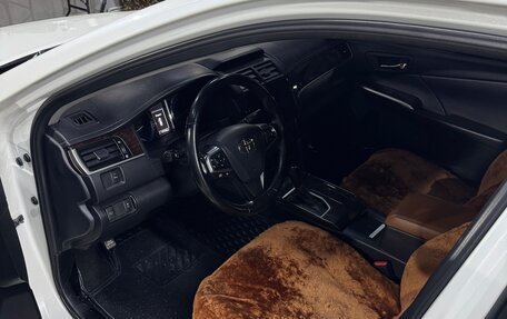 Toyota Camry, 2016 год, 1 890 000 рублей, 8 фотография