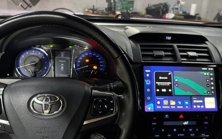 Toyota Camry, 2016 год, 1 890 000 рублей, 6 фотография