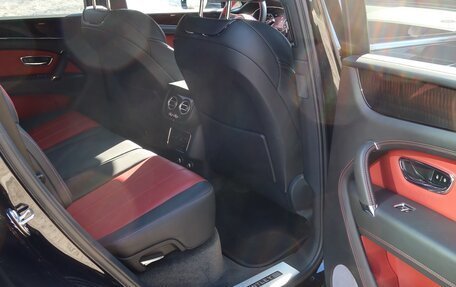 Bentley Bentayga I, 2018 год, 16 000 000 рублей, 13 фотография