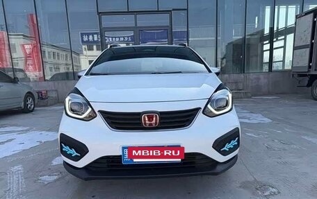 Honda Fit, 2021 год, 950 002 рублей, 2 фотография