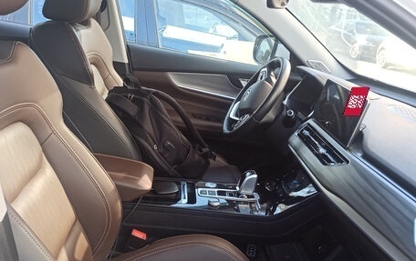 Chery Tiggo 8 Pro, 2021 год, 1 967 000 рублей, 6 фотография