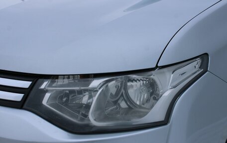 Mitsubishi Outlander III рестайлинг 3, 2013 год, 1 290 000 рублей, 20 фотография