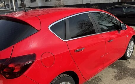 Opel Astra J, 2013 год, 950 000 рублей, 4 фотография