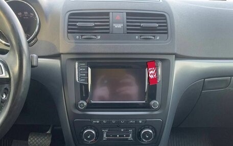 Skoda Yeti I рестайлинг, 2015 год, 1 350 000 рублей, 11 фотография