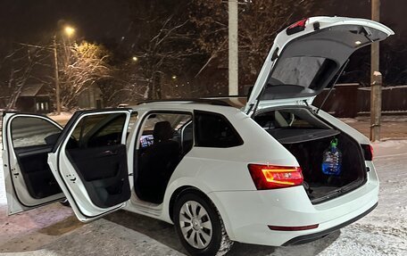 Skoda Superb III рестайлинг, 2017 год, 1 570 000 рублей, 16 фотография