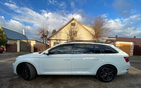 Skoda Superb III рестайлинг, 2017 год, 1 570 000 рублей, 18 фотография