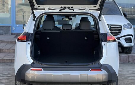 Toyota RAV4, 2025 год, 5 690 000 рублей, 34 фотография