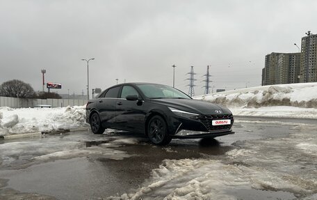 Hyundai Elantra, 2021 год, 2 050 000 рублей, 3 фотография