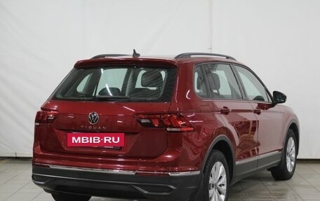 Volkswagen Tiguan II, 2021 год, 2 510 000 рублей, 6 фотография