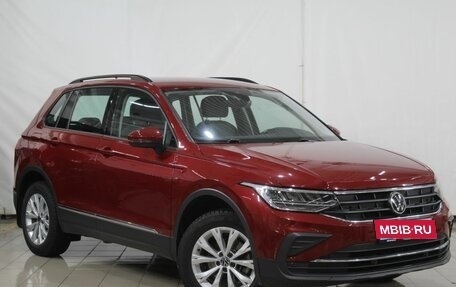 Volkswagen Tiguan II, 2021 год, 2 510 000 рублей, 3 фотография