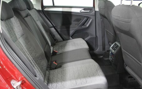 Volkswagen Tiguan II, 2021 год, 2 510 000 рублей, 15 фотография