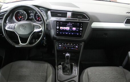 Volkswagen Tiguan II, 2021 год, 2 510 000 рублей, 22 фотография