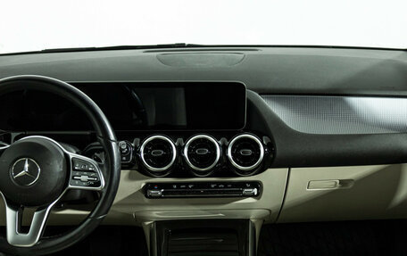 Mercedes-Benz B-Класс, 2019 год, 2 299 700 рублей, 14 фотография